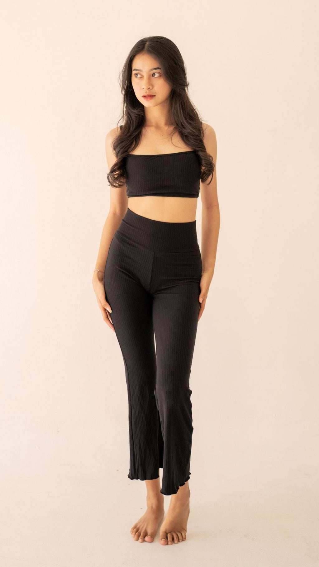 Eila Flare Pants