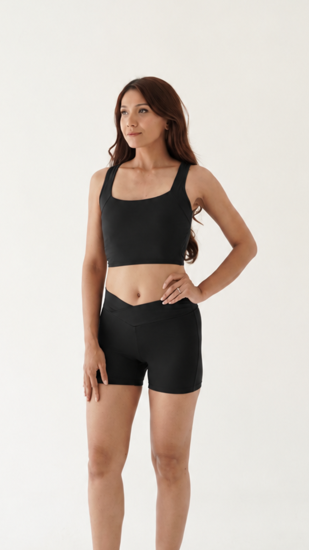Atasan Crop Monica